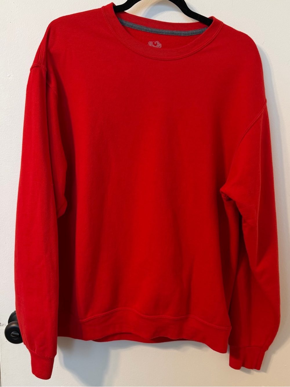 Fruit of the Loom Red Crewneck Sweatshirt